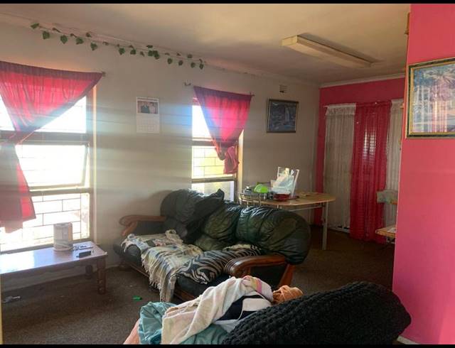 4 BEDROOM HOUSE FOR SALE IN EIKENDAL